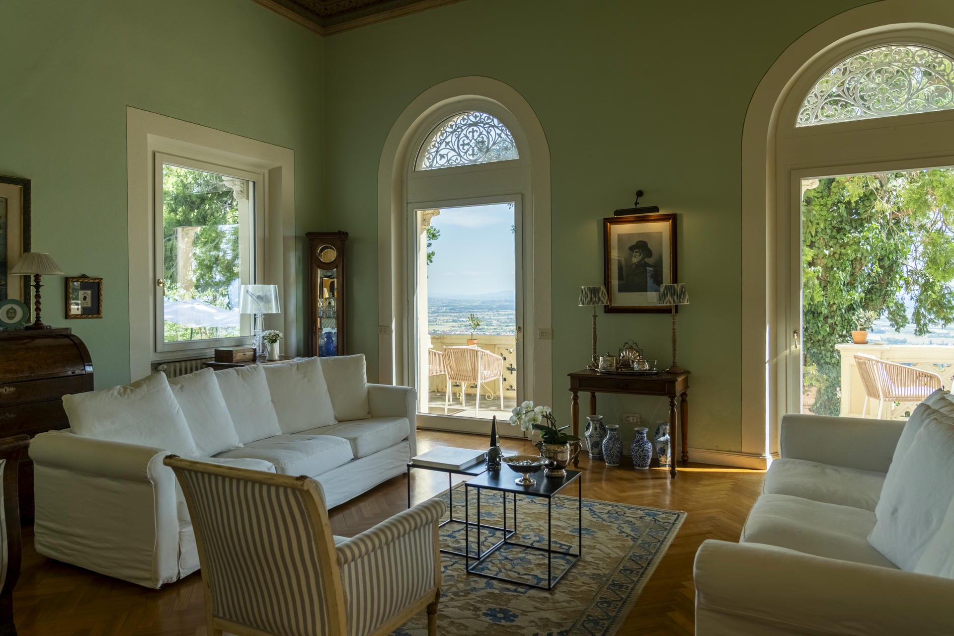 The living room at Villa La Moresca